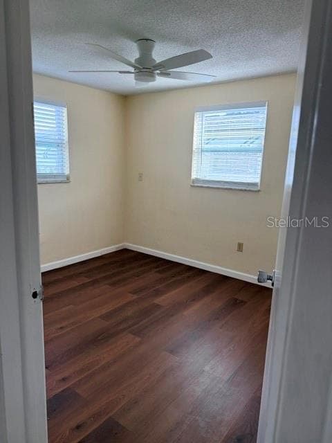 Single Family Residence at 7323 OAK CREST DR, PORT RICHEY, photo 20 of 31