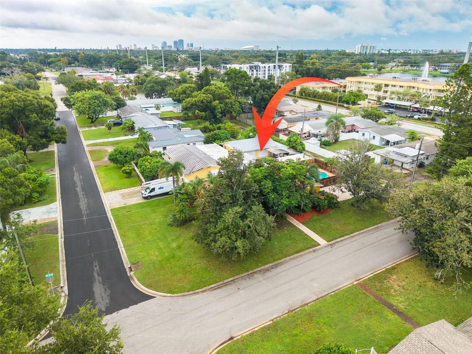 Single Family Residence at 1345 39TH ST N, ST PETERSBURG, photo 3 of 34