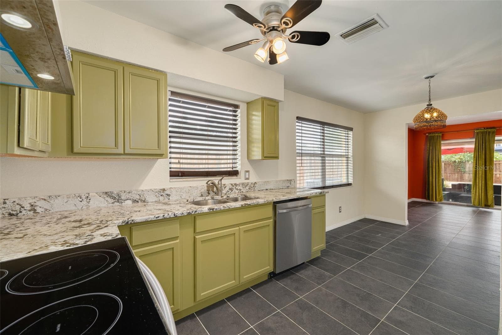 Single Family Residence at 1345 39TH ST N, ST PETERSBURG, photo 13 of 34