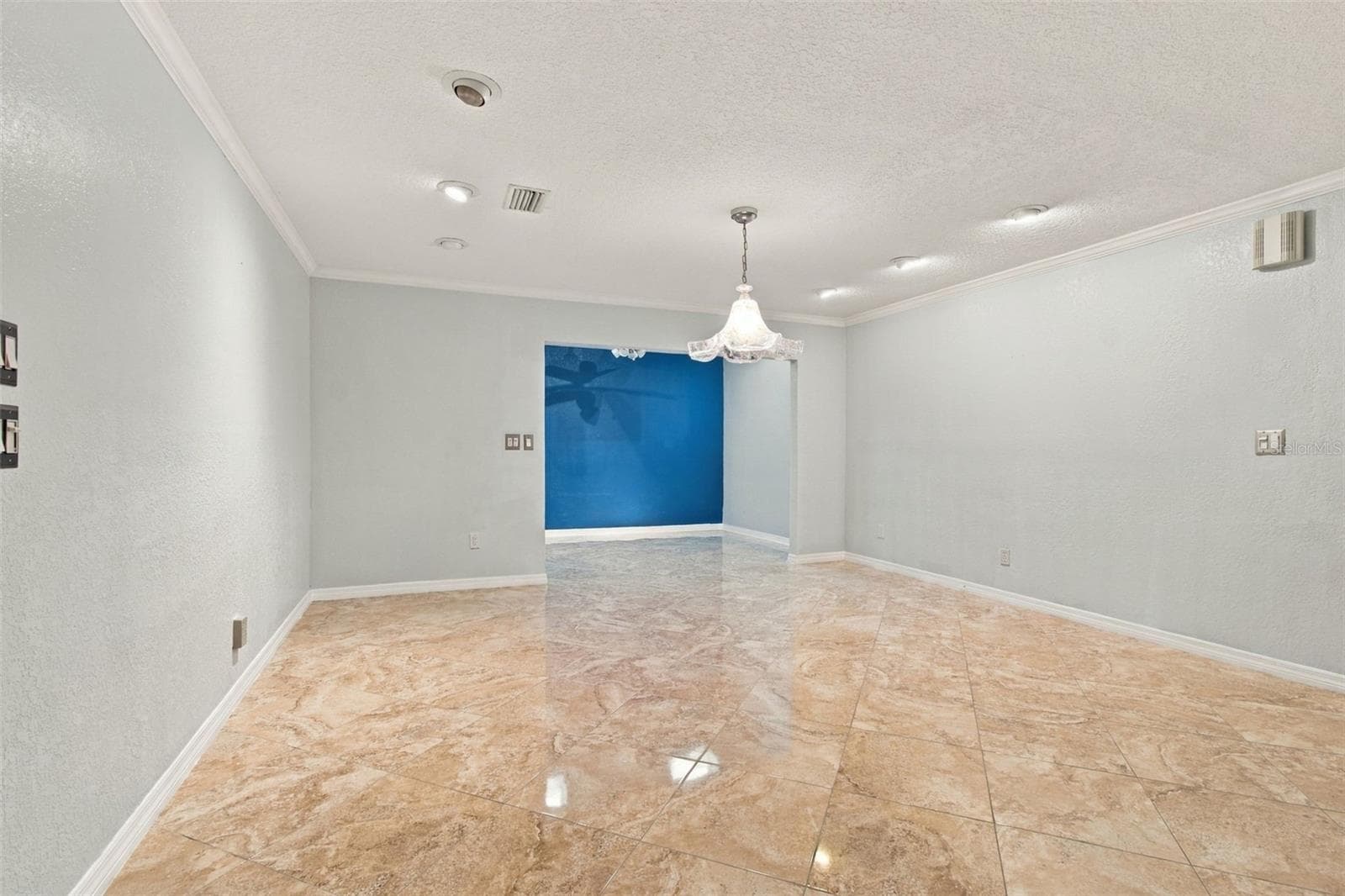 Another view of the dining room from the entry to the kitchen. - 2254 HERON CIR, CLEARWATER