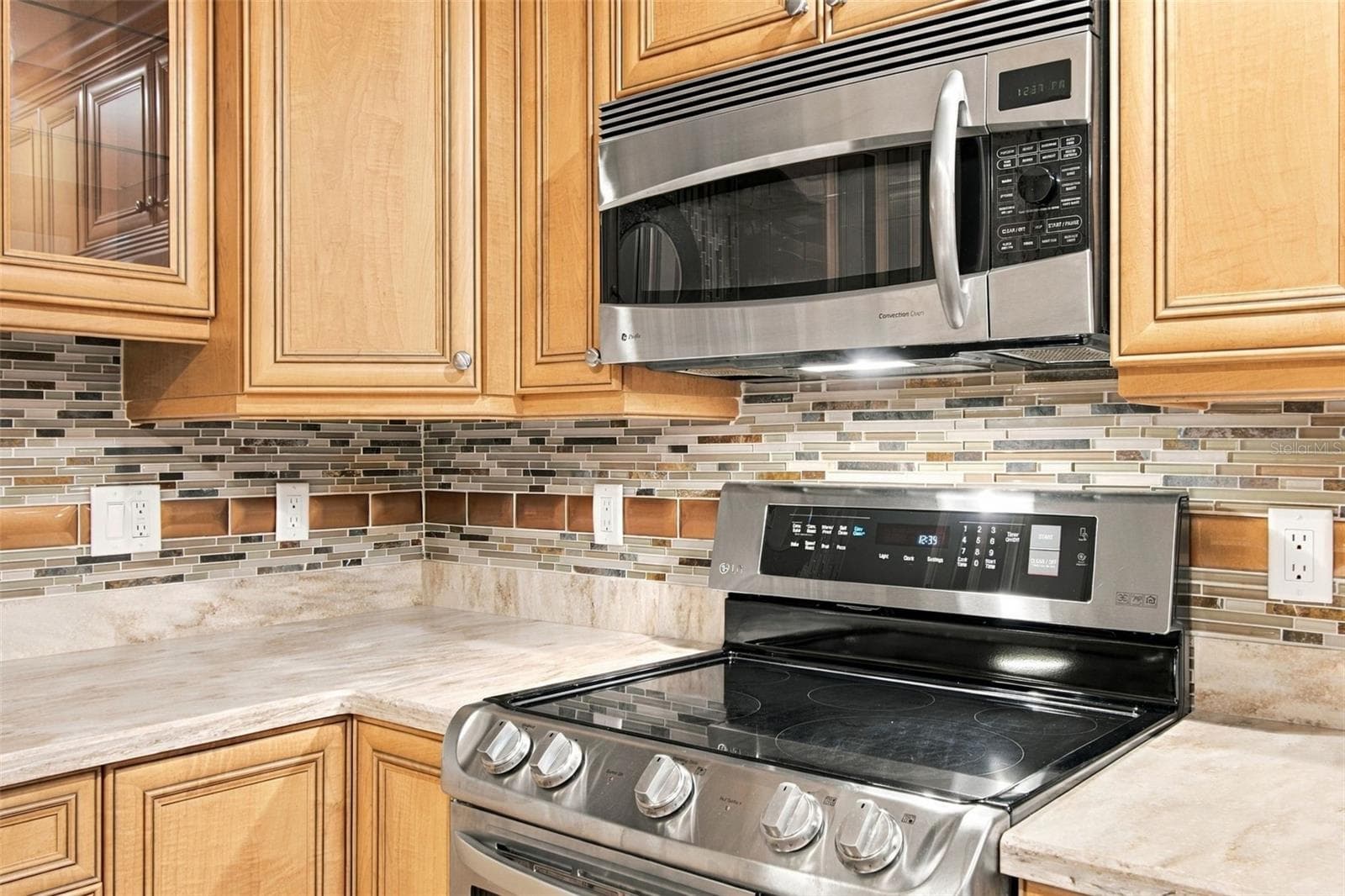 Stainless appliances. - 2254 HERON CIR, CLEARWATER