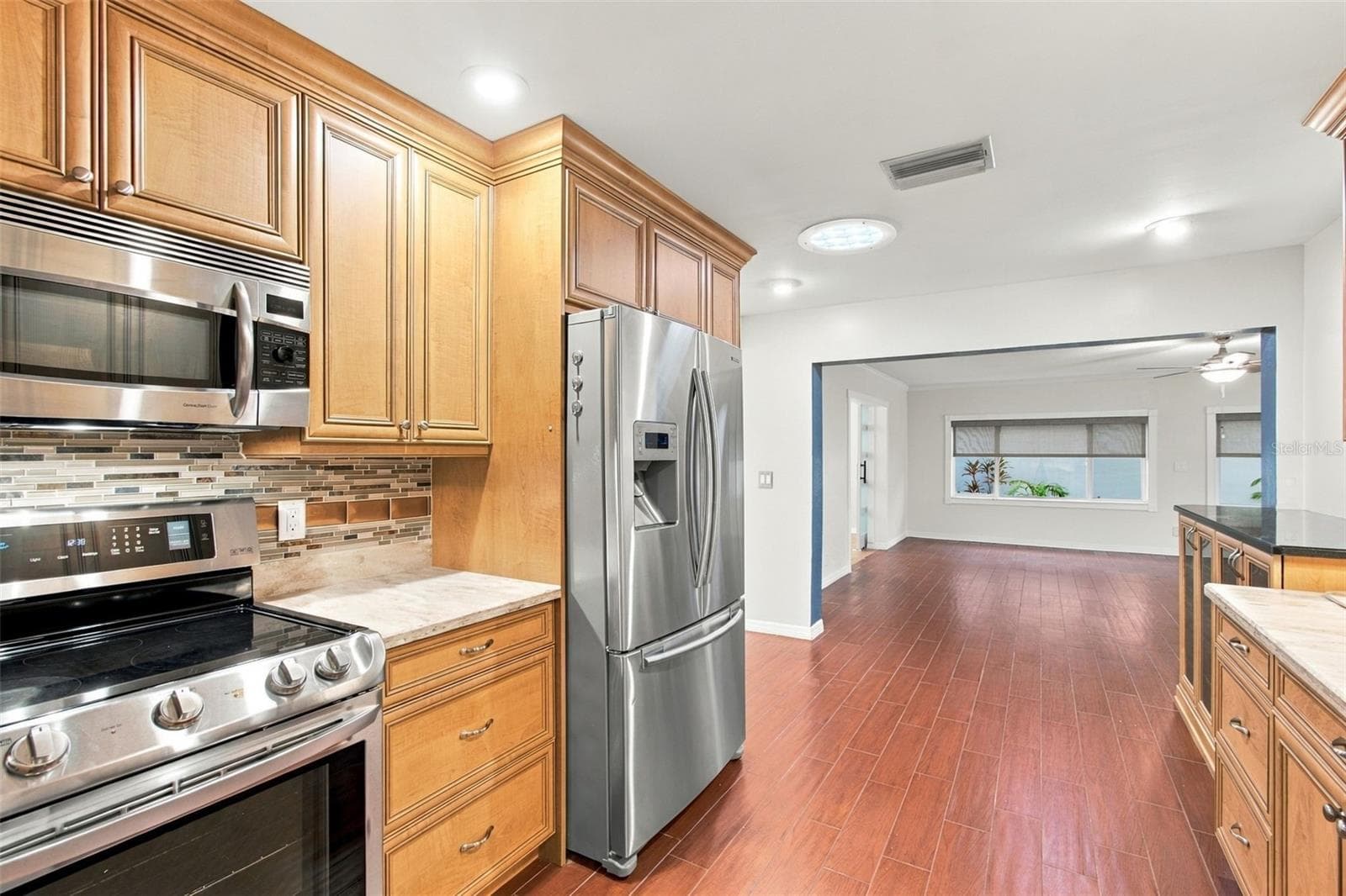 So much available storage. - 2254 HERON CIR, CLEARWATER