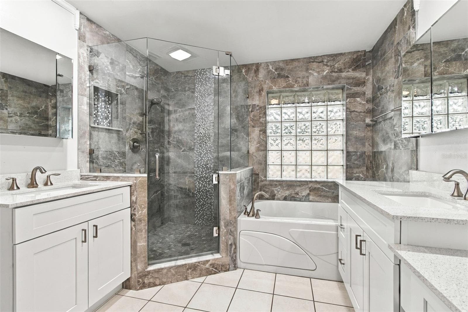 Wow. - 2254 HERON CIR, CLEARWATER