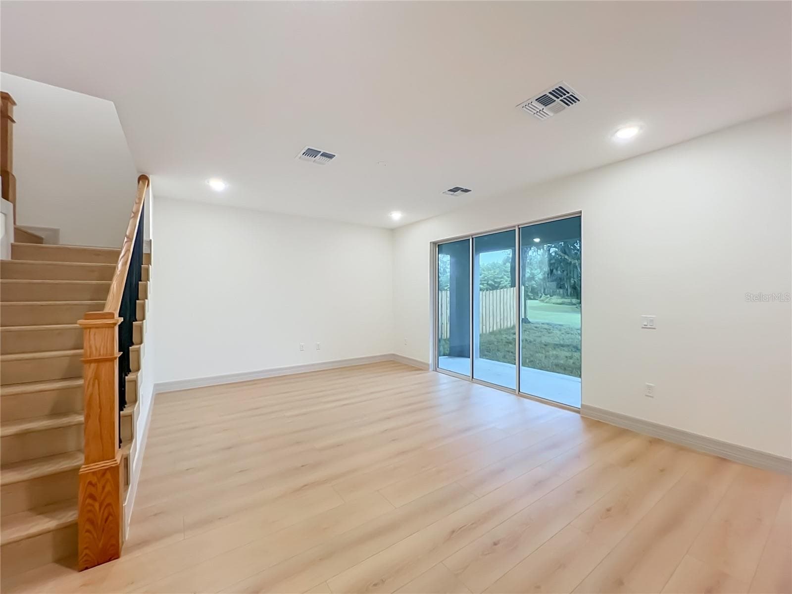 Single Family Residence at 199 NORTHMOOR RD, CASSELBERRY, photo 7 of 84