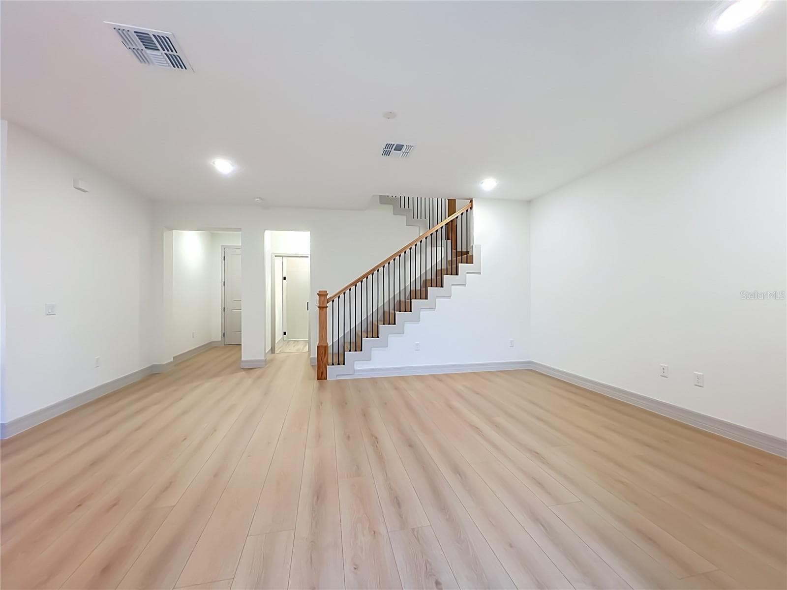 Single Family Residence at 199 NORTHMOOR RD, CASSELBERRY, photo 9 of 84