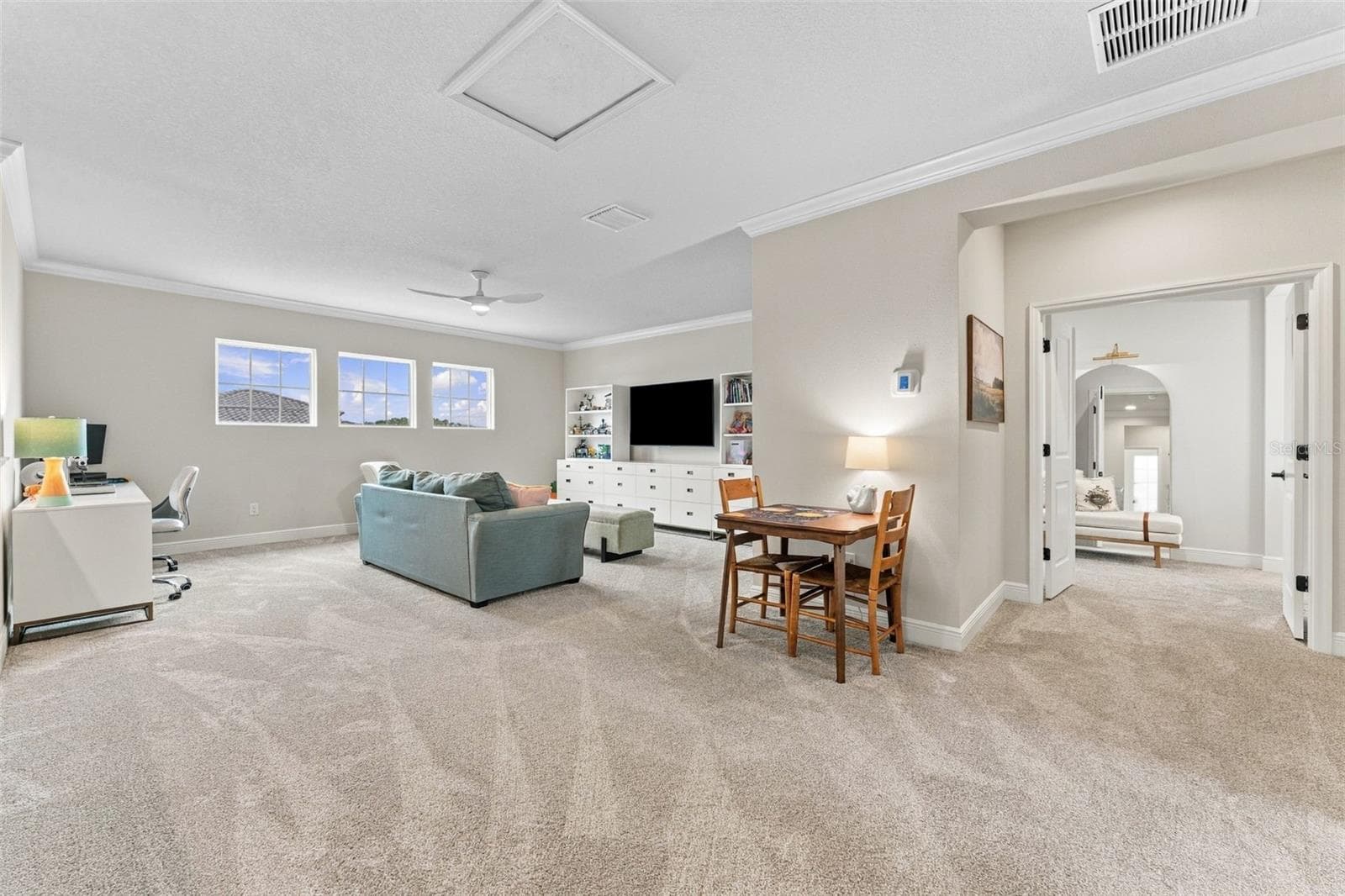 Single Family Residence at 14985 RIDER PASS DR, LITHIA, photo 31 of 39
