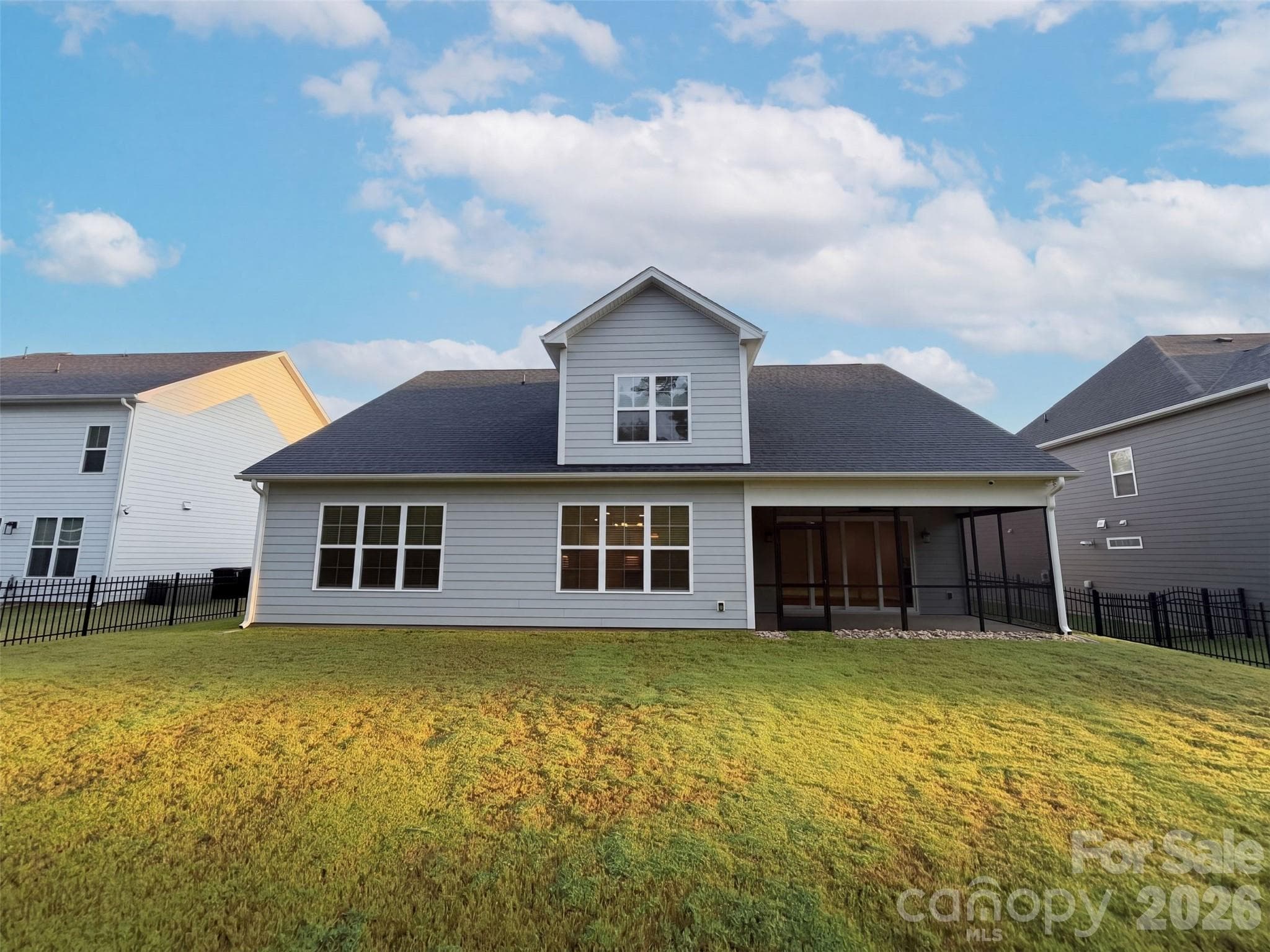 Single Family Residence at 2591 Cornelius Place NW, Concord, photo 5 of 33