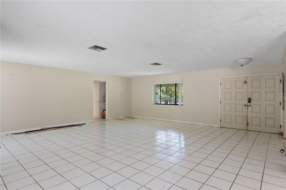 Single Family Residence at 149 & 151 SE Paradise Point RD, CRYSTALRIVER FL 34429, Crystal River, photo 10 of 109
