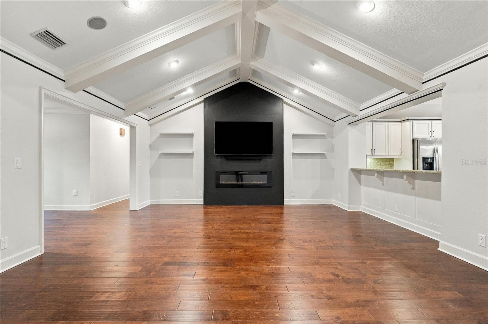 Single Family Residence at 828 BROOKWOOD DR, LAKELAND, photo 13 of 78