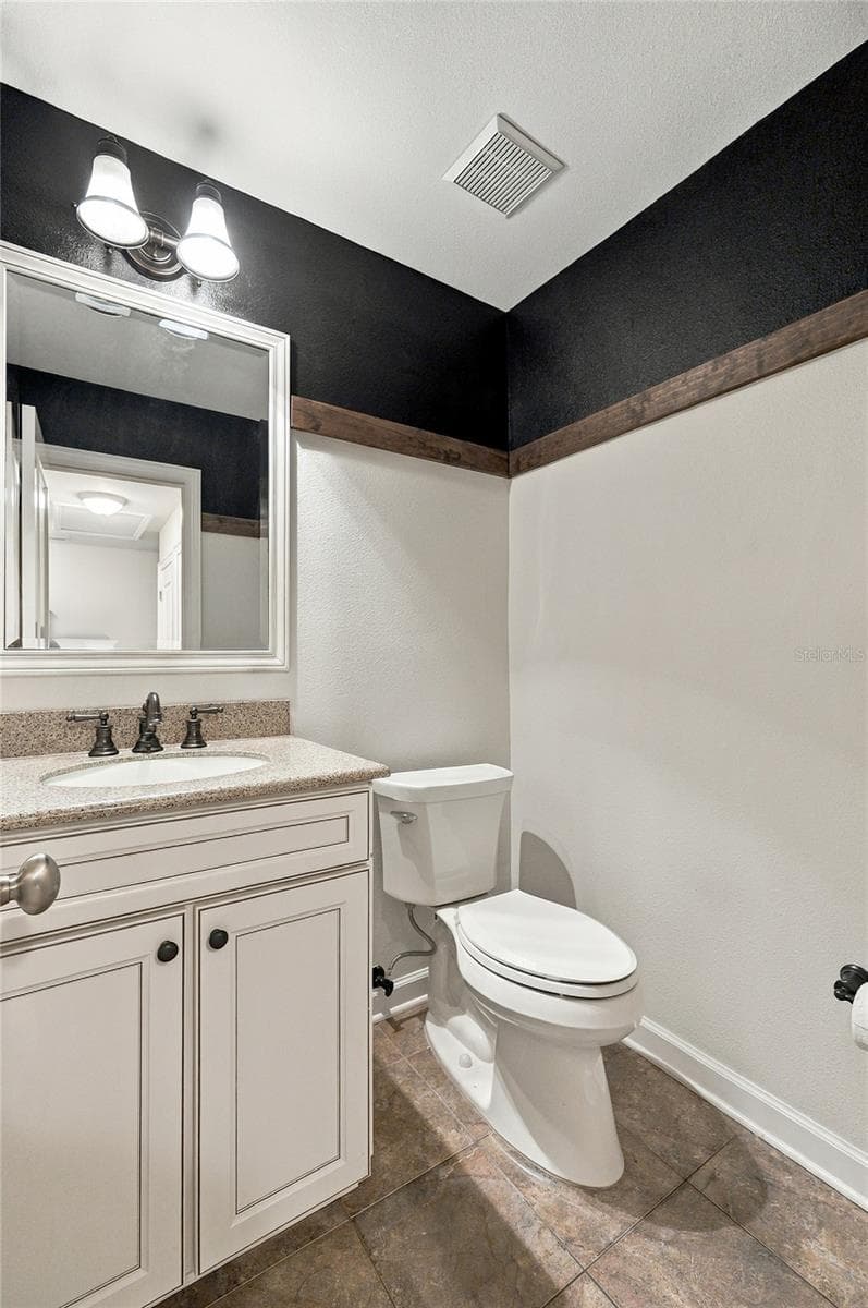 Single Family Residence at 828 BROOKWOOD DR, LAKELAND, photo 25 of 78