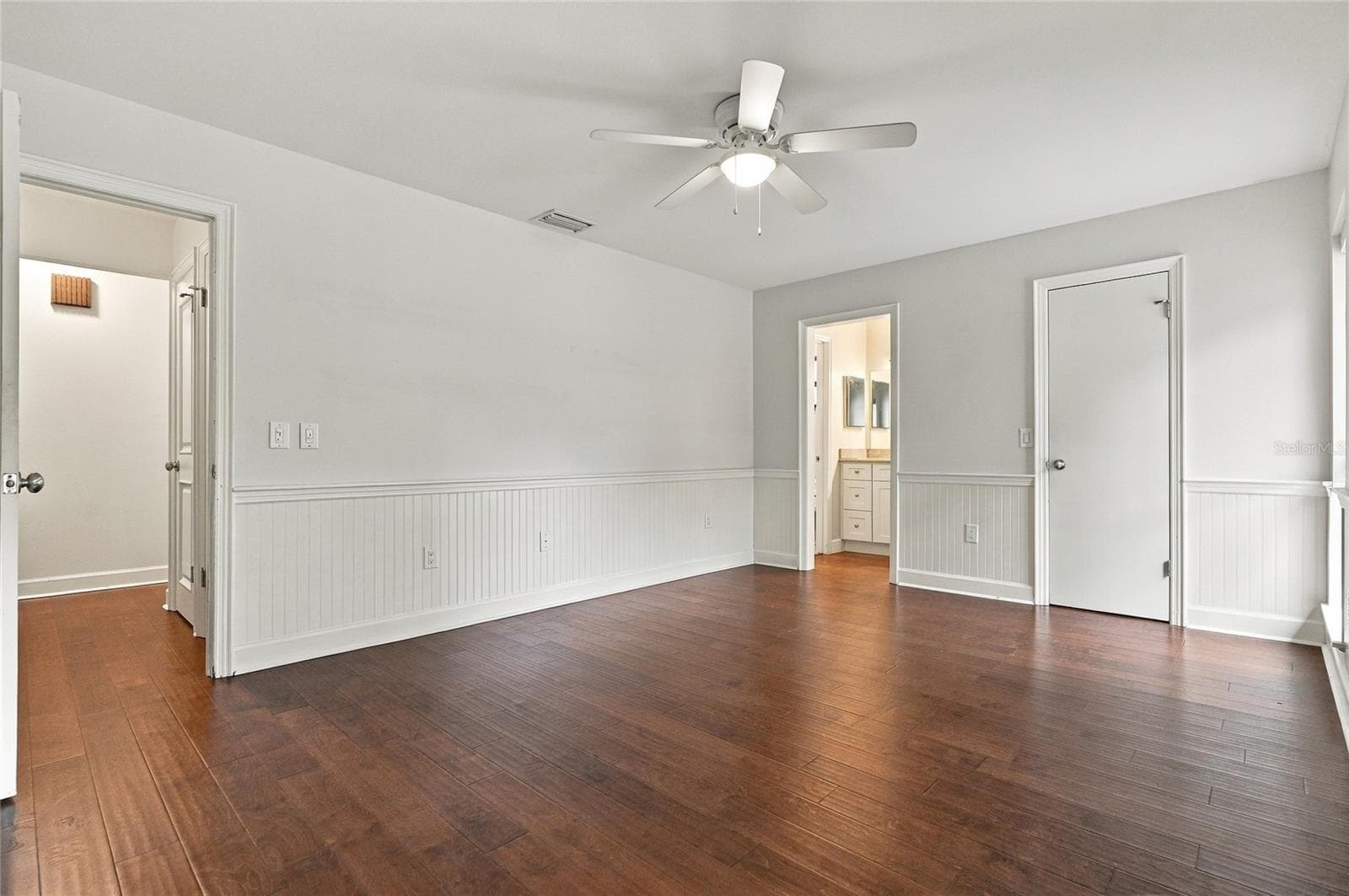Single Family Residence at 828 BROOKWOOD DR, LAKELAND, photo 39 of 78