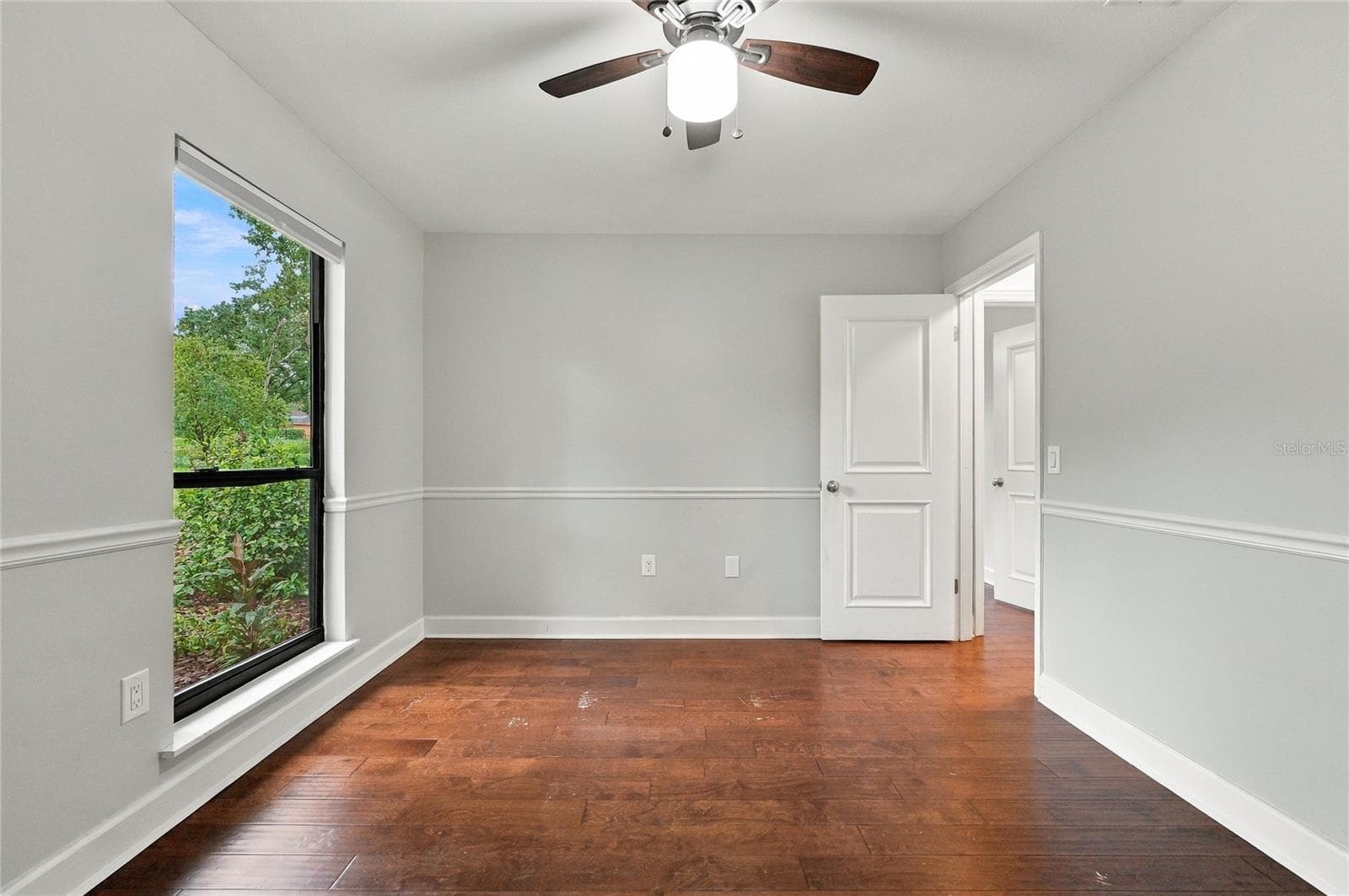 Single Family Residence at 828 BROOKWOOD DR, LAKELAND, photo 44 of 78
