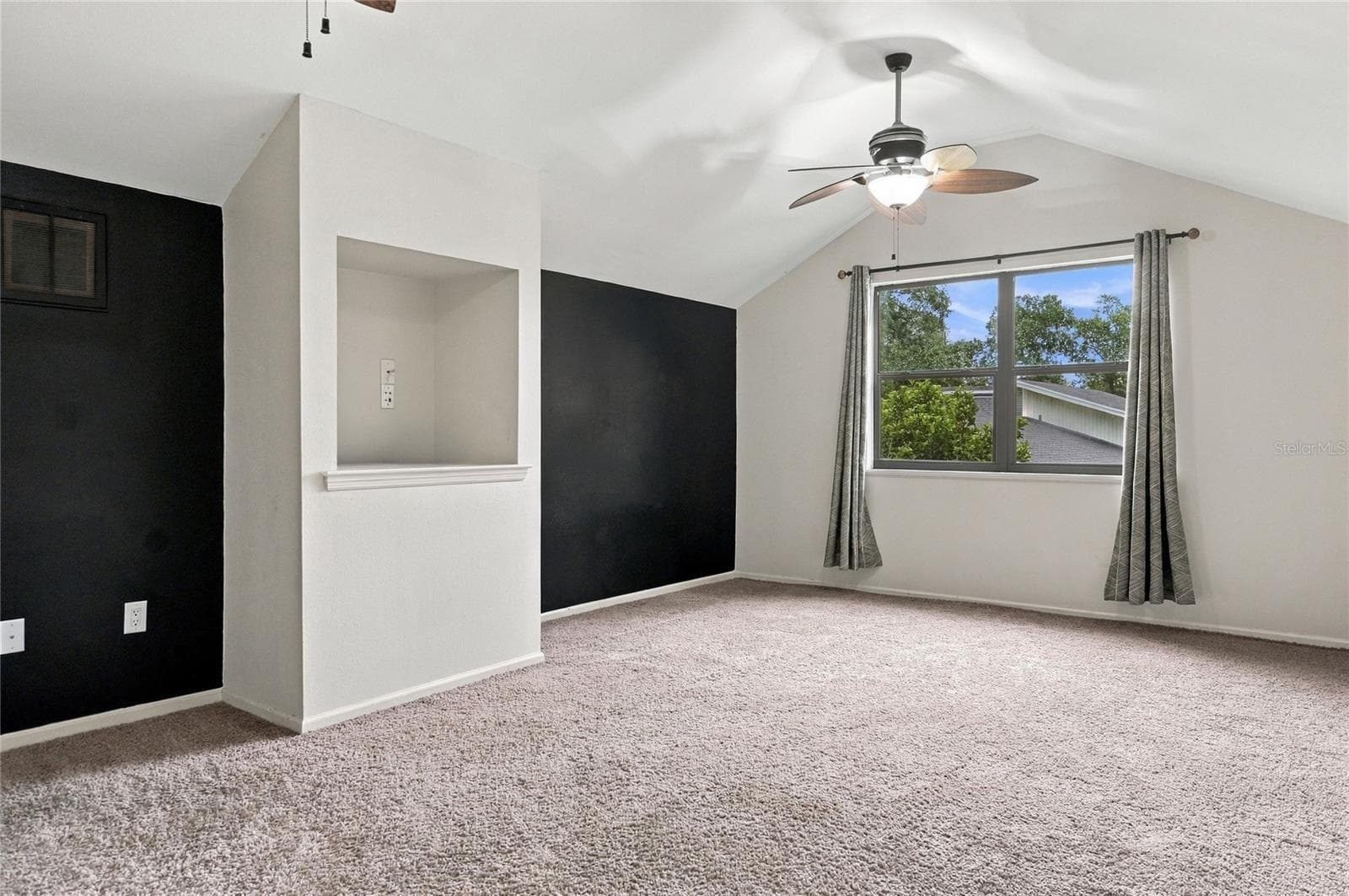 Single Family Residence at 828 BROOKWOOD DR, LAKELAND, photo 54 of 78