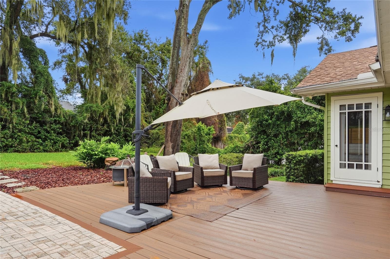 Single Family Residence at 828 BROOKWOOD DR, LAKELAND, photo 66 of 78