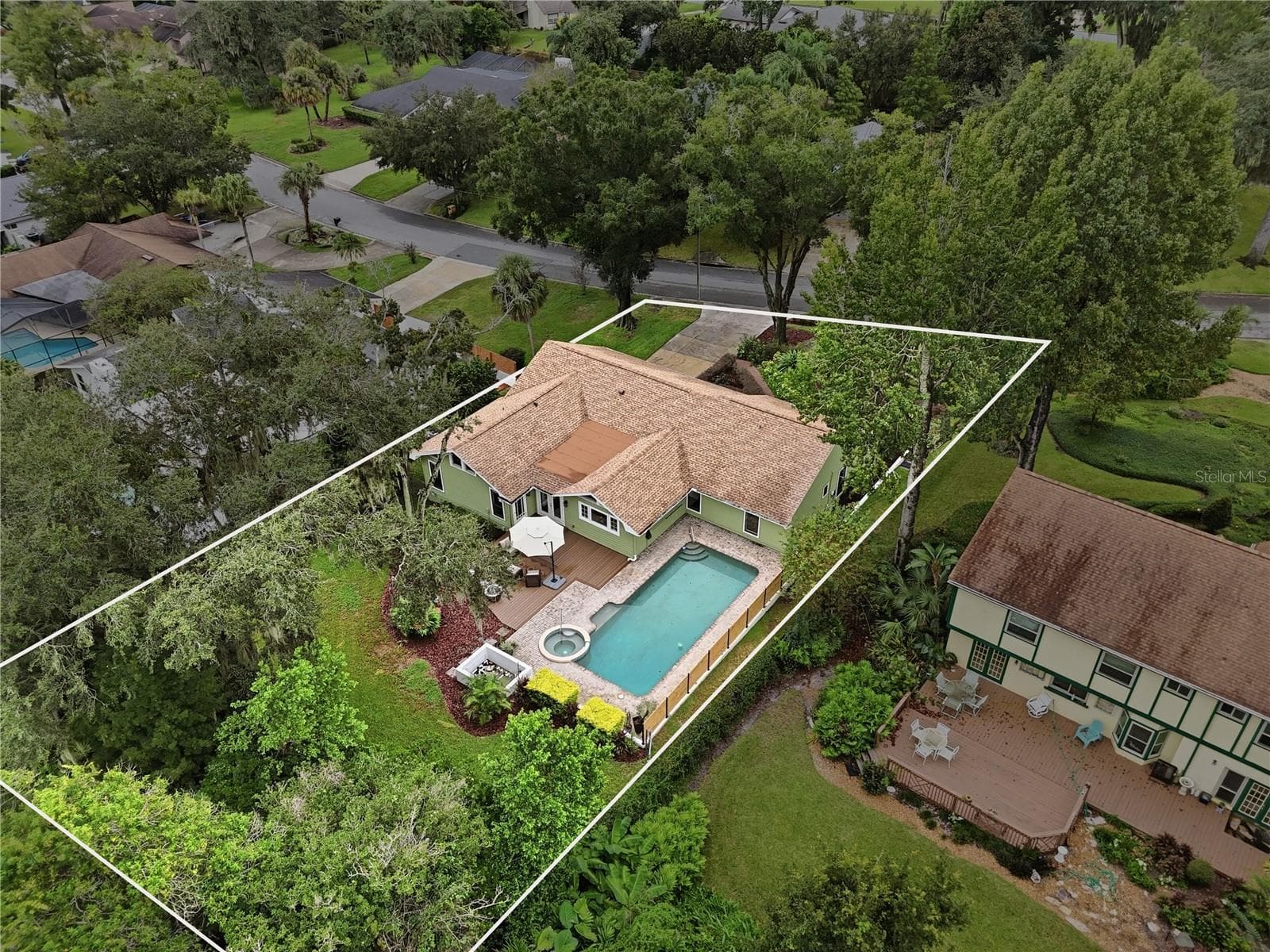 Single Family Residence at 828 BROOKWOOD DR, LAKELAND, photo 74 of 78