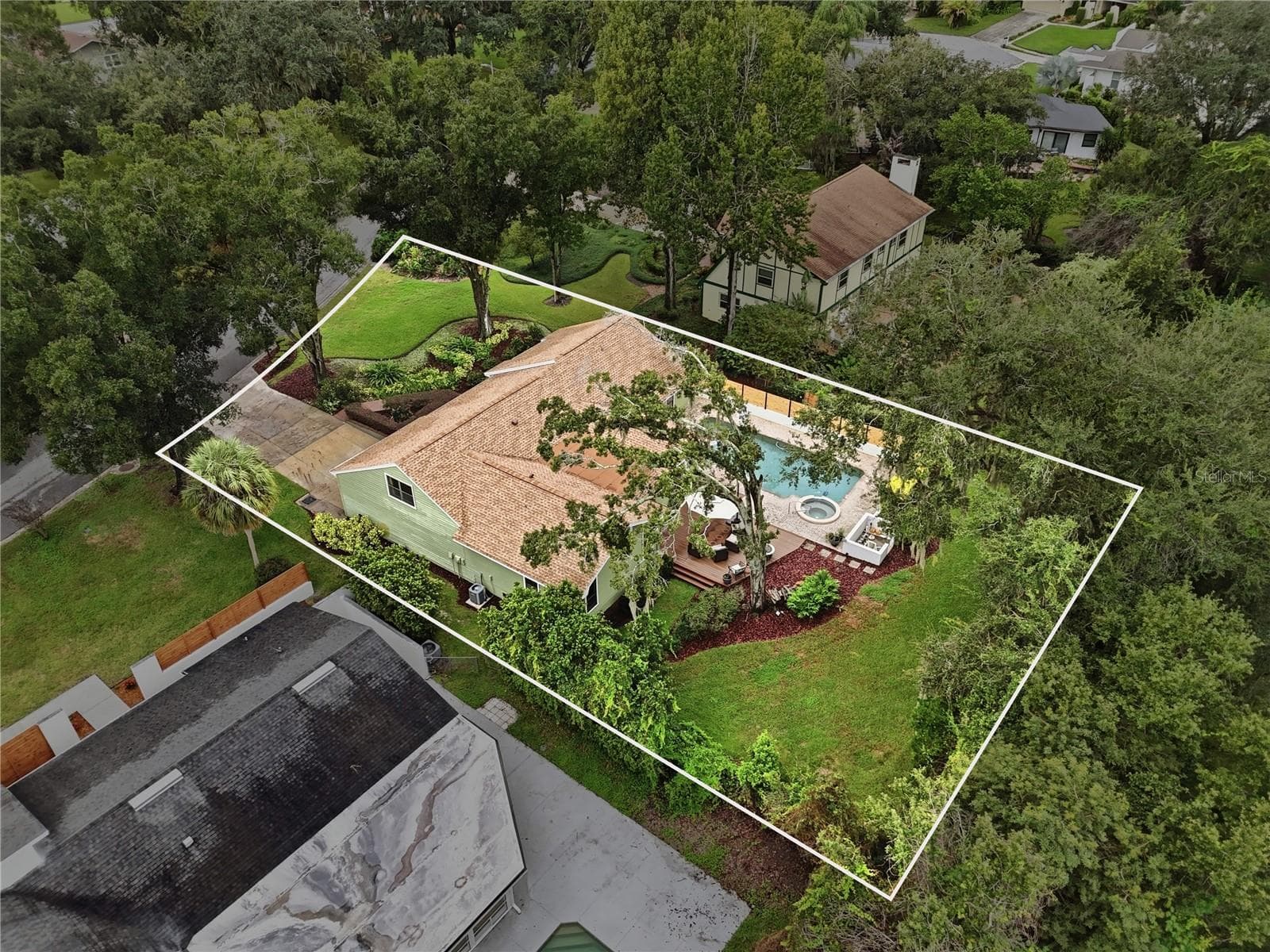Single Family Residence at 828 BROOKWOOD DR, LAKELAND, photo 76 of 78