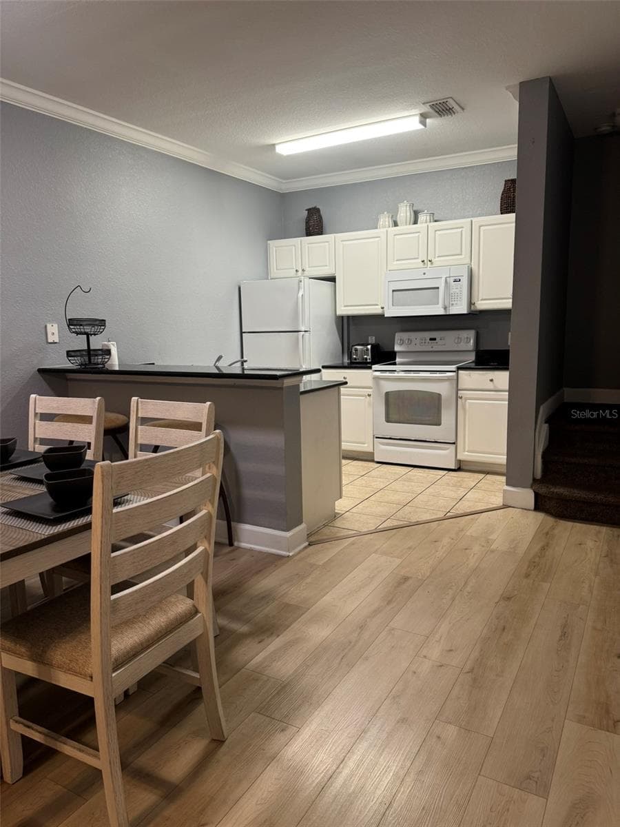 Townhouse at 2966 LUCAYAN HARBOUR CIR #103, KISSIMMEE, photo 7 of 59