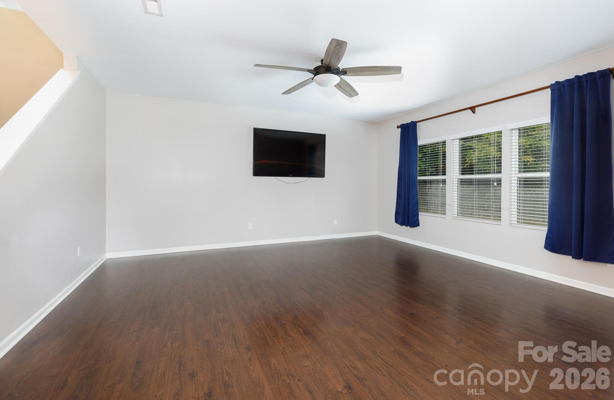 Single Family Residence at 111 Austen Lakes Drive, York, photo 14 of 44
