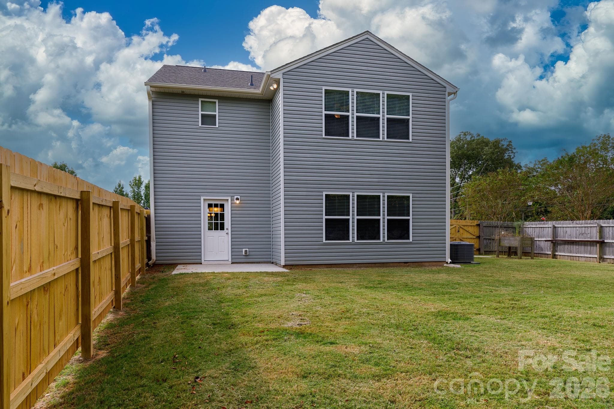 Single Family Residence at 111 Austen Lakes Drive, York, photo 38 of 44