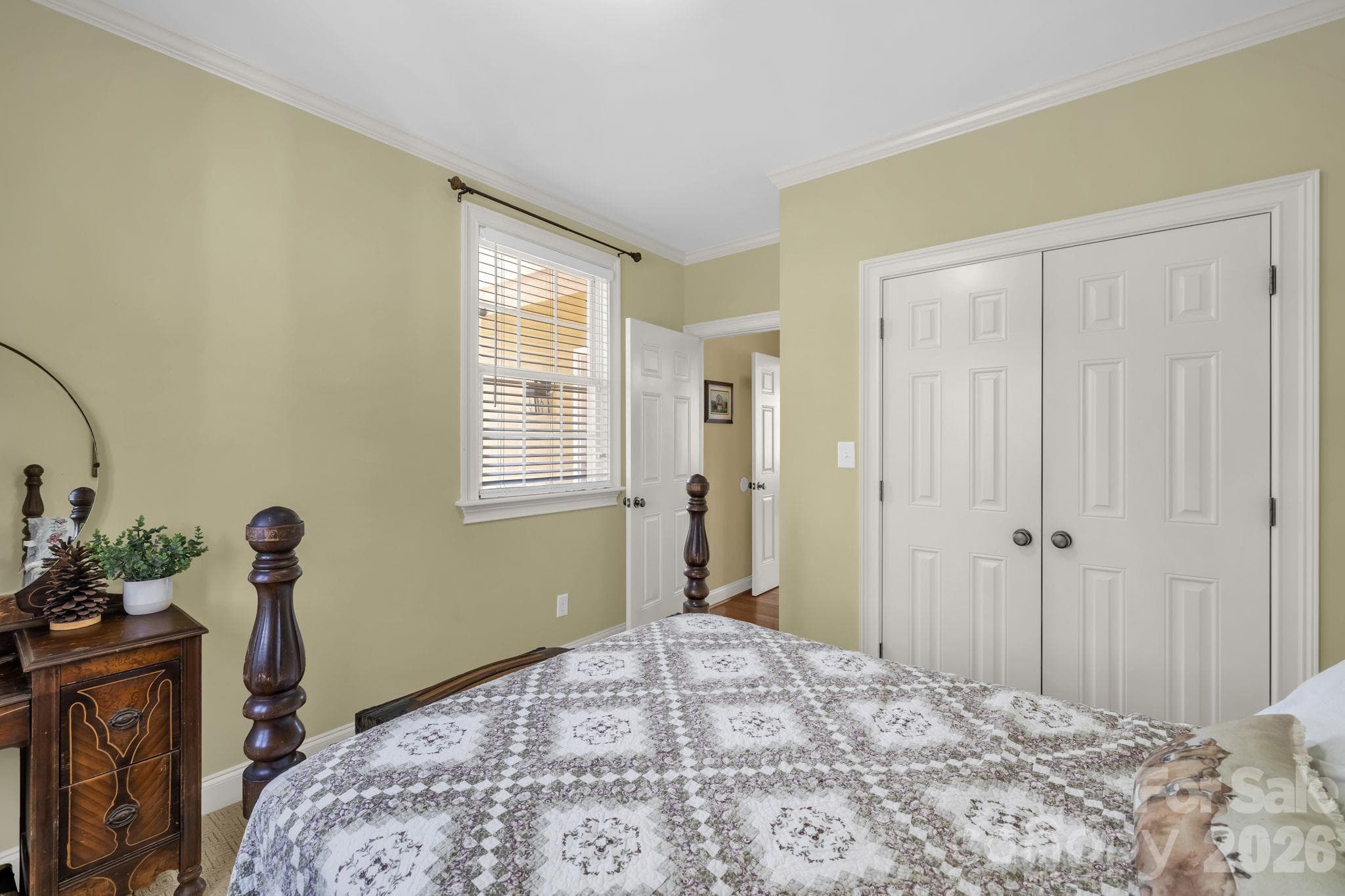 Single Family Residence at 651 Highland Drive, Eden, photo 20 of 42