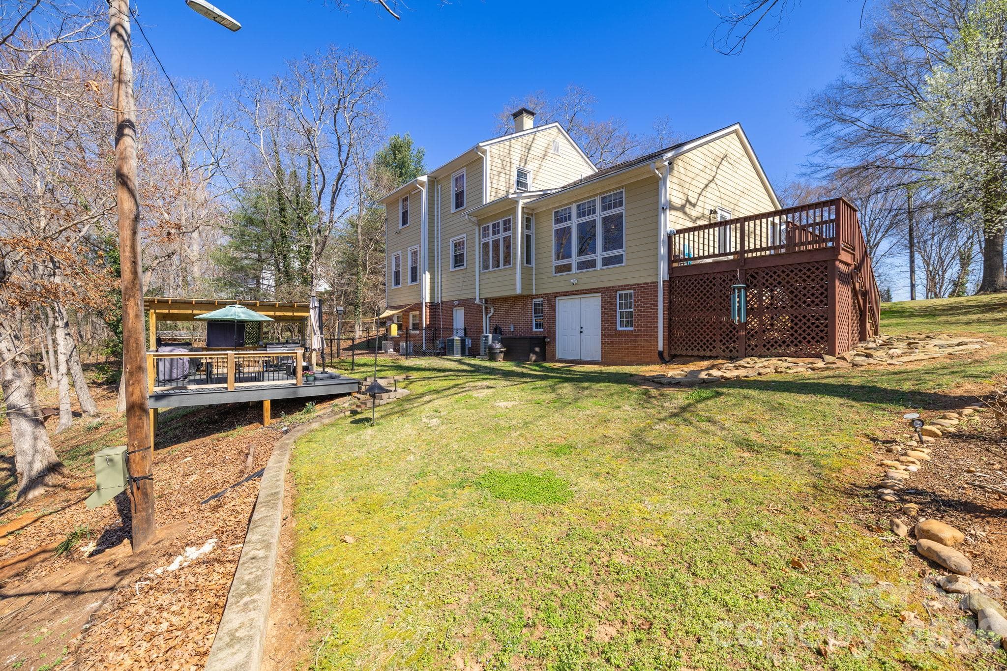 Single Family Residence at 651 Highland Drive, Eden, photo 38 of 42