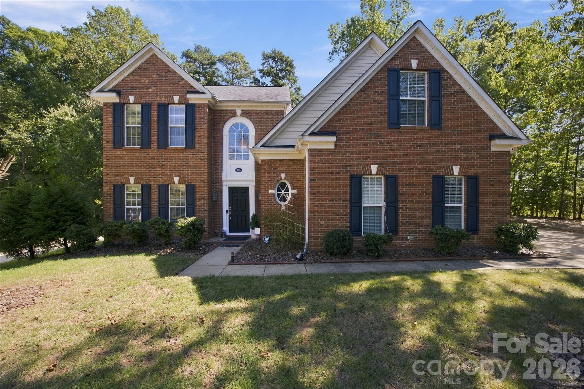 195 Huntly Lane