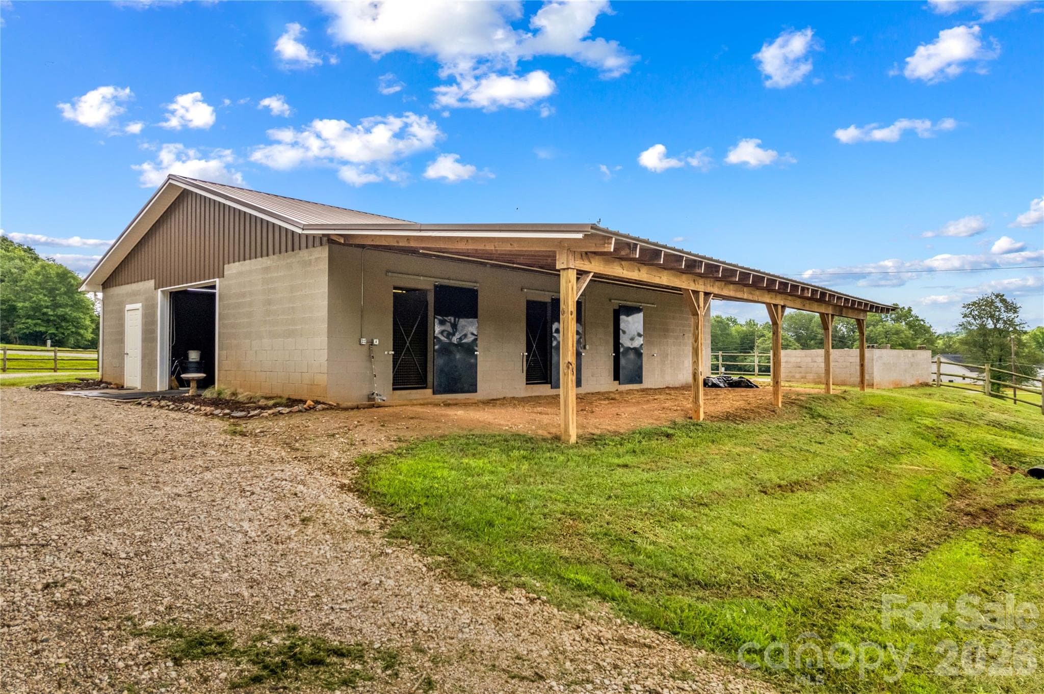 New Barn - 296 Hicks Creek Road, Troutman