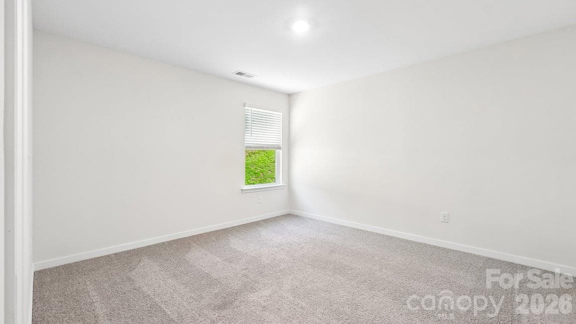 Single Family Residence at 552 Dazzle Loop, Newton, photo 60 of 64