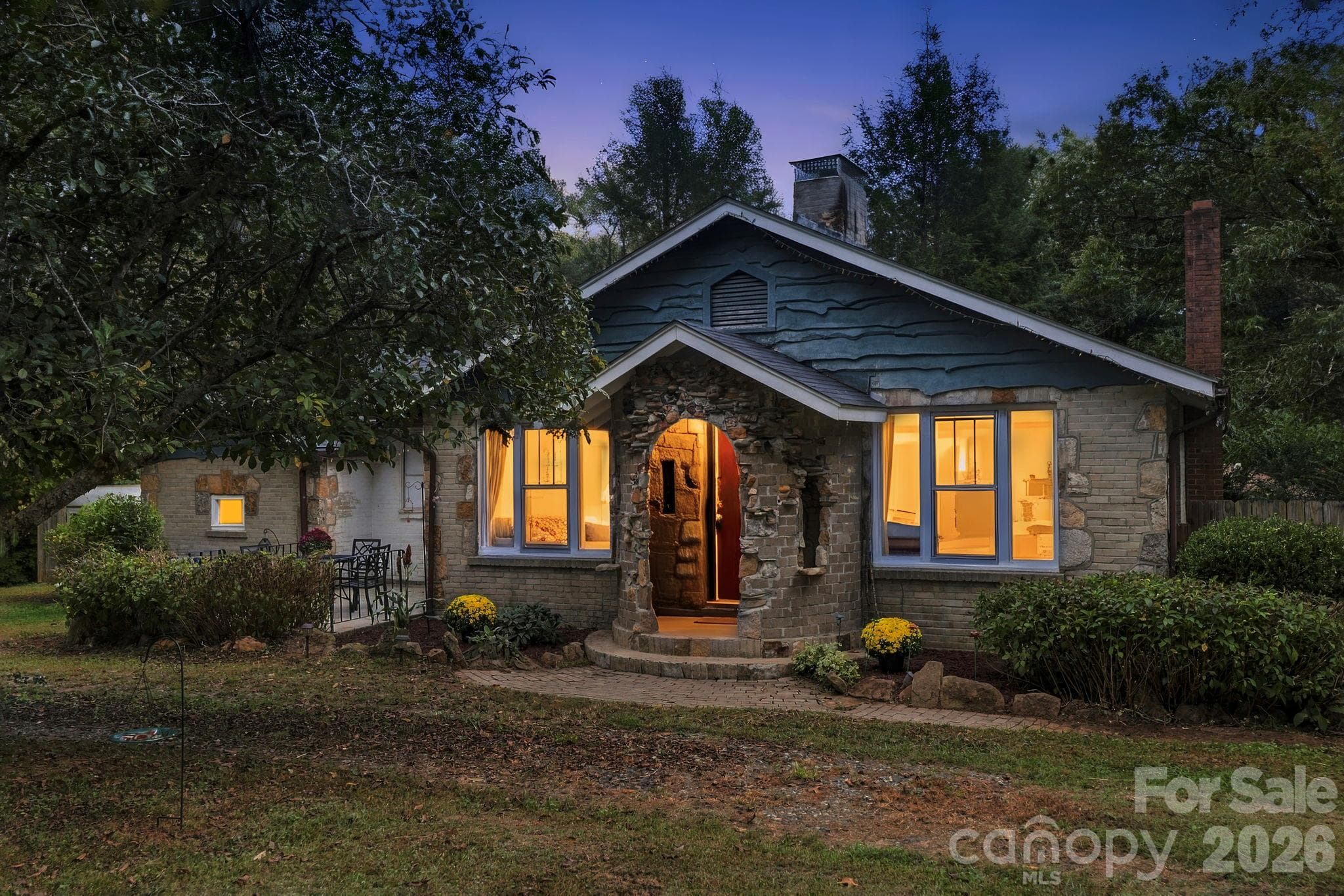 2004 Old South Carolina Avenue