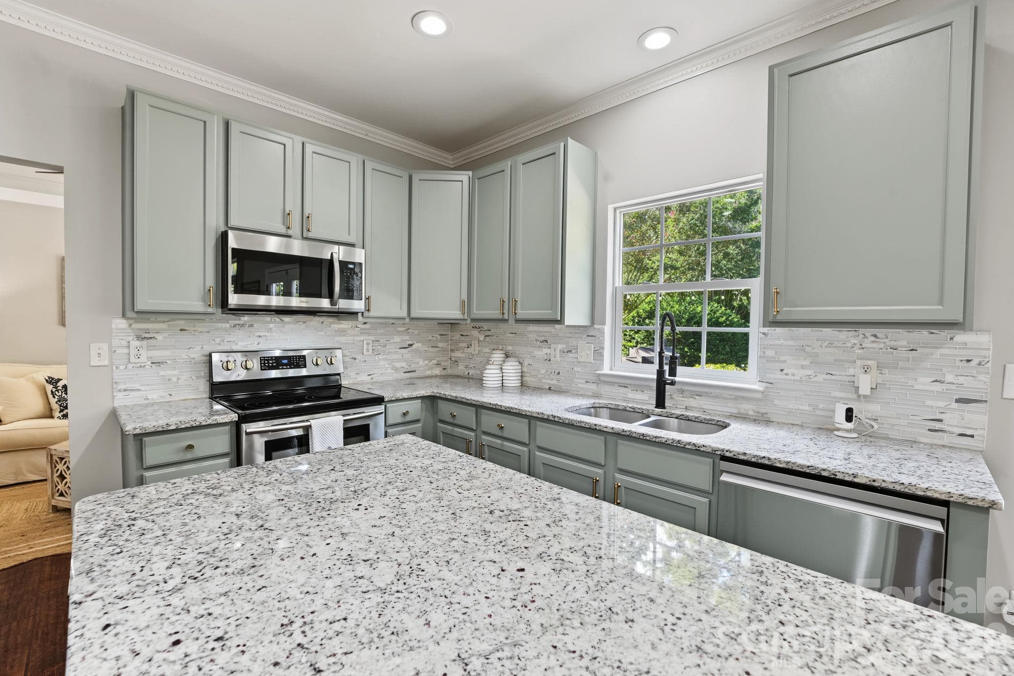 Single Family Residence at 12605 Kemerton Lane, Huntersville, photo 14 of 47
