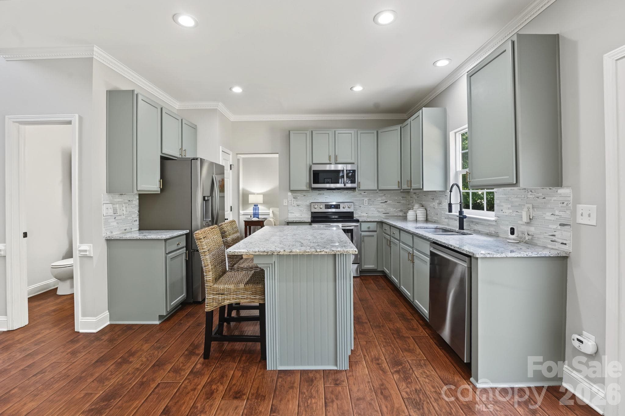 Single Family Residence at 12605 Kemerton Lane, Huntersville, photo 16 of 47