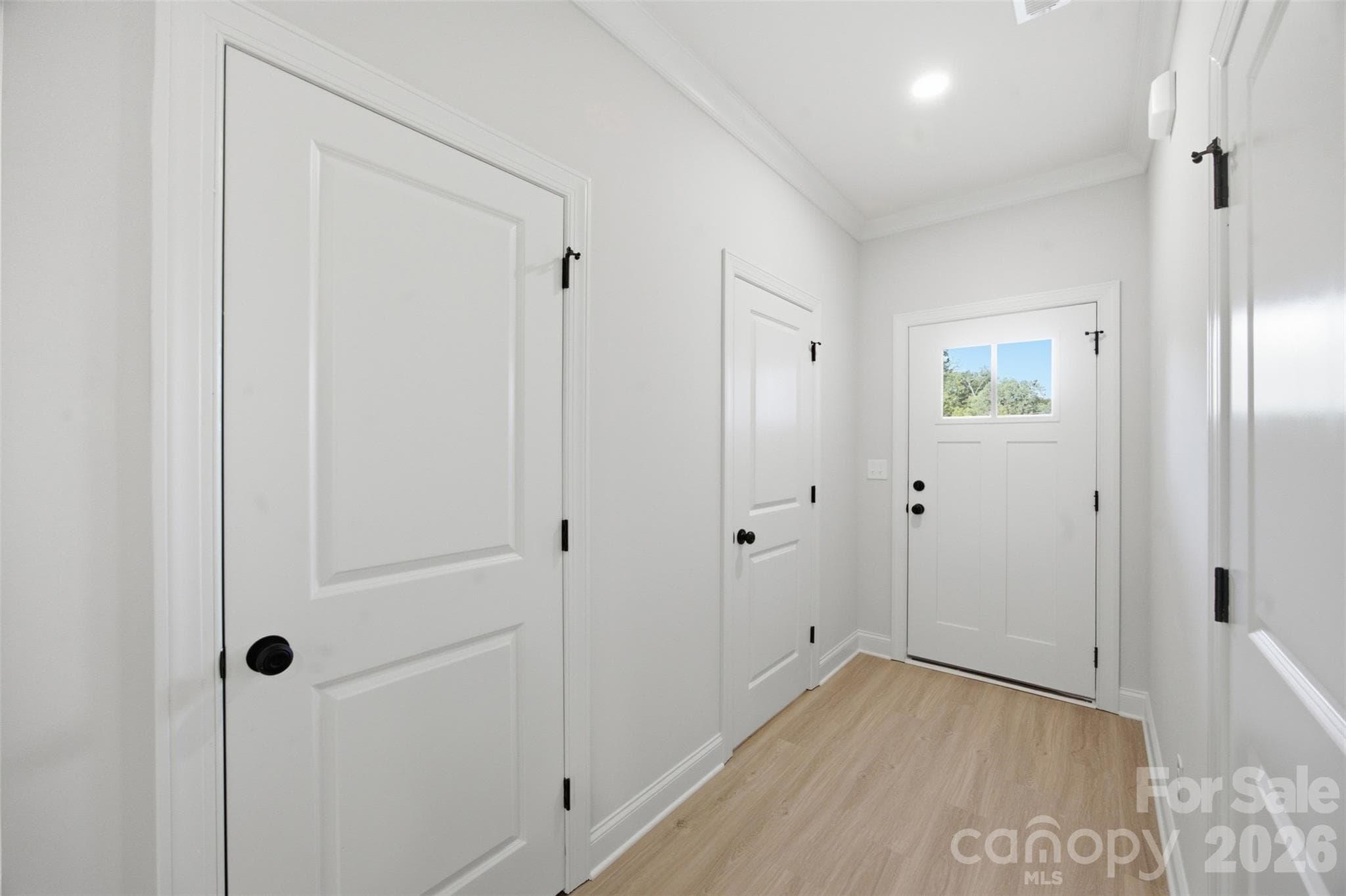Townhouse at 605 Coulwood Drive, Charlotte, photo 4 of 48