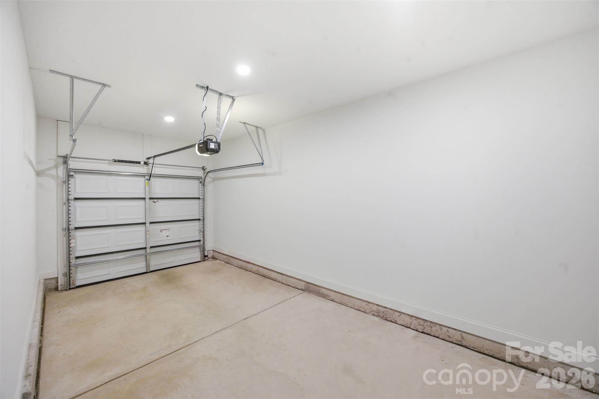 Townhouse at 605 Coulwood Drive, Charlotte, photo 32 of 48