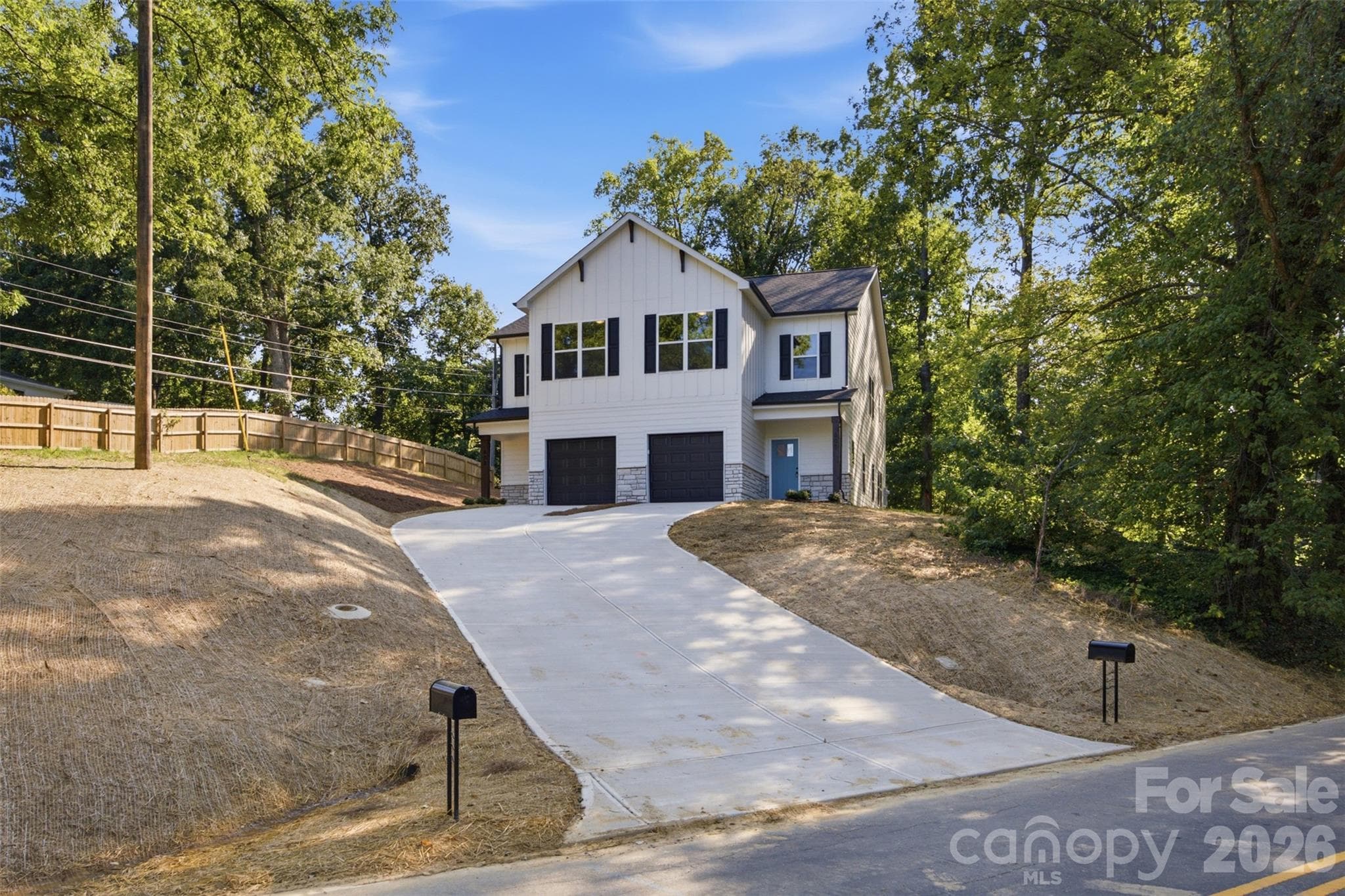 Townhouse at 605 Coulwood Drive, Charlotte, photo 46 of 48