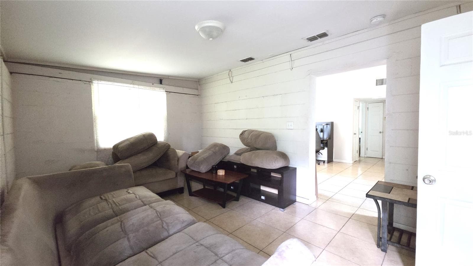 Single Family Residence at 110 CLUB RD, SANFORD, photo 5 of 18