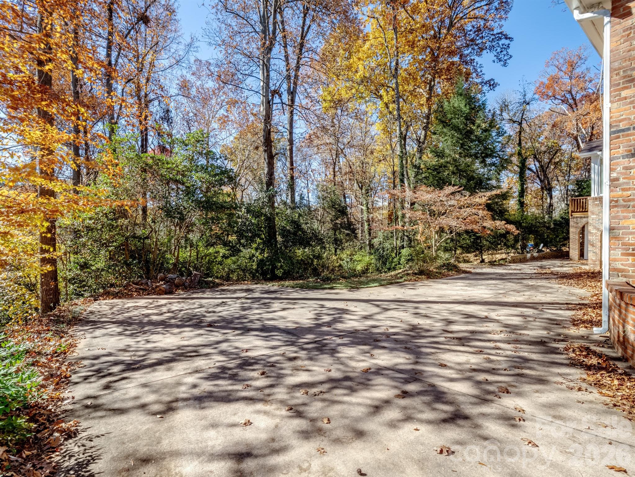 Single Family Residence at 2111 Sagamore Road, Charlotte, photo 35 of 46