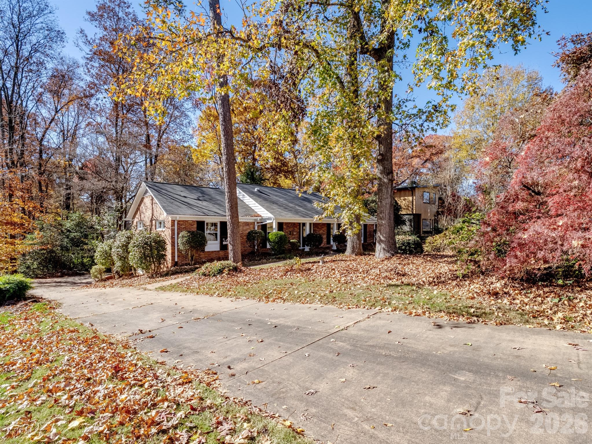 Single Family Residence at 2111 Sagamore Road, Charlotte, photo 44 of 46