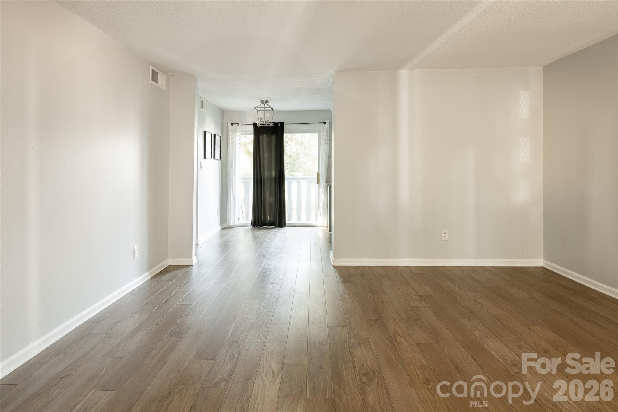 Condominium at 2010 Countrymens Court, Charlotte, photo 2 of 19