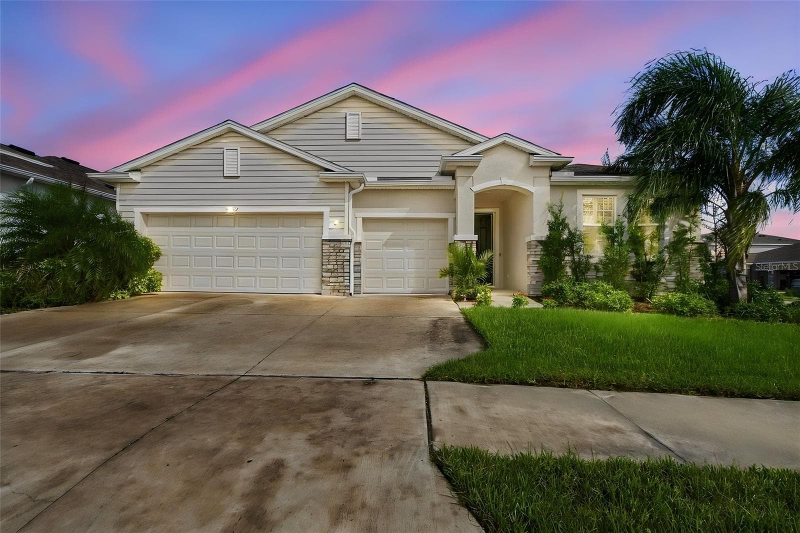 32337 CONCHSHELL SAIL ST