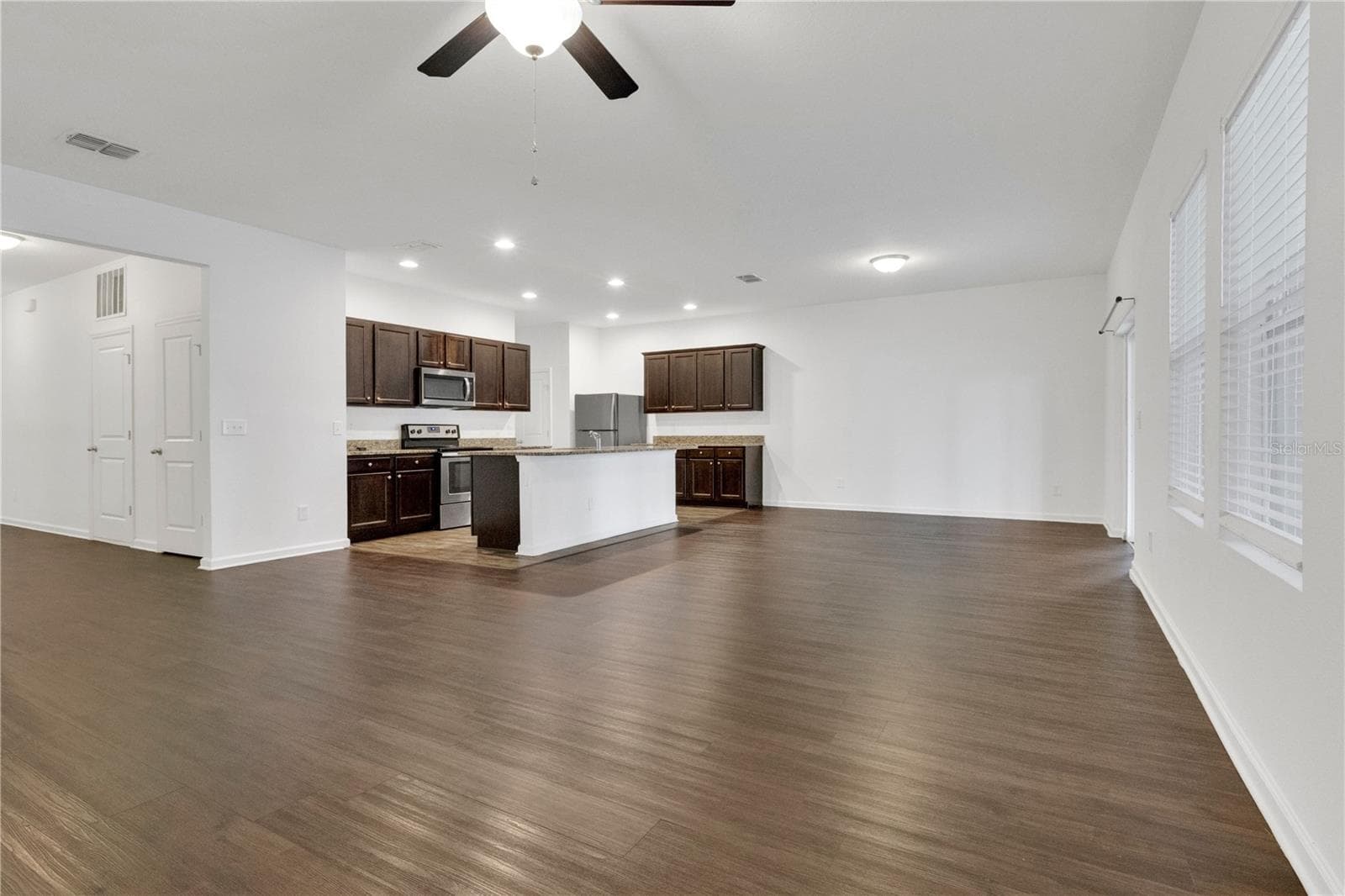 Single Family Residence at 4766 OSPREY WAY, WINTER HAVEN, photo 3 of 33