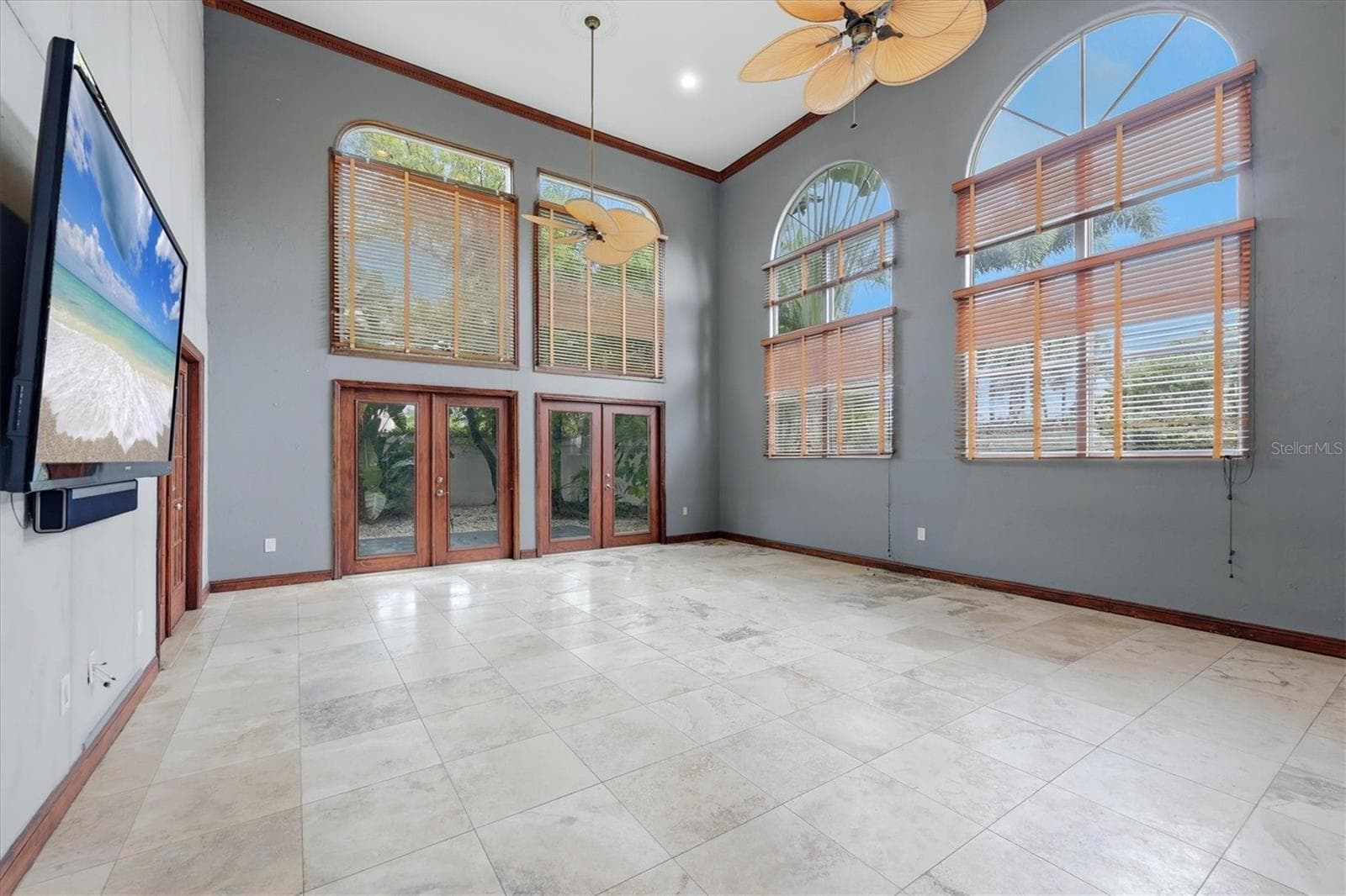 Living Room - 1800 ALTA VISTA ST, SARASOTA