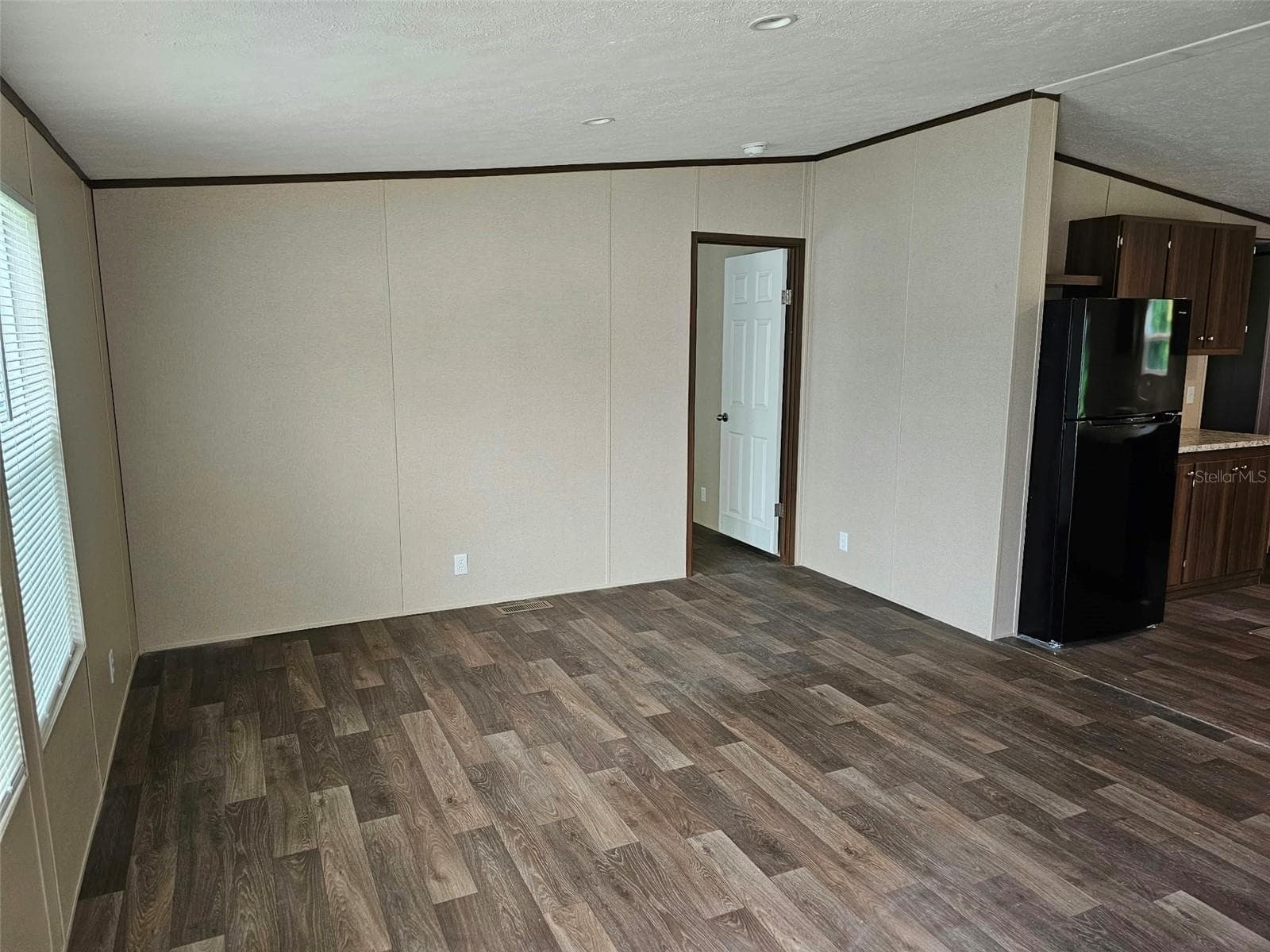 Manufactured Home at 6931 CASTILLO CT, ORLANDO, photo 6 of 29
