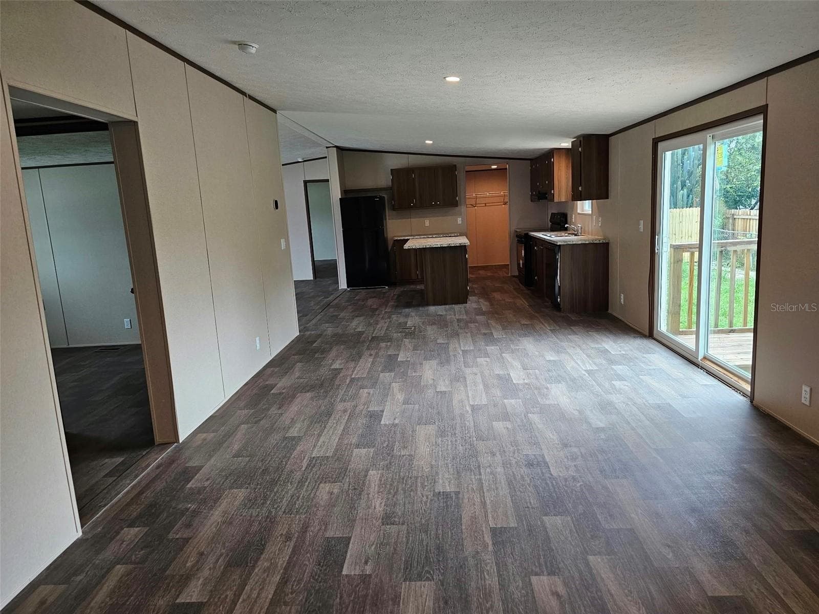 Manufactured Home at 6931 CASTILLO CT, ORLANDO, photo 9 of 29