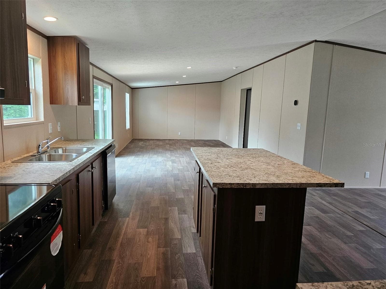 Manufactured Home at 6931 CASTILLO CT, ORLANDO, photo 11 of 29