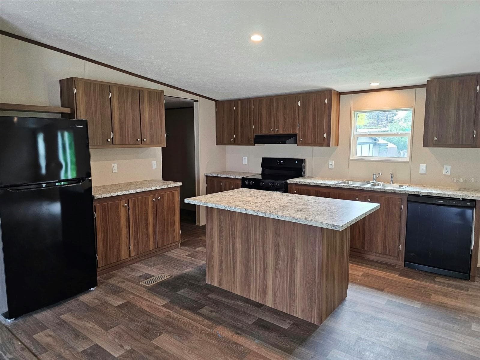 Manufactured Home at 6931 CASTILLO CT, ORLANDO, photo 12 of 29