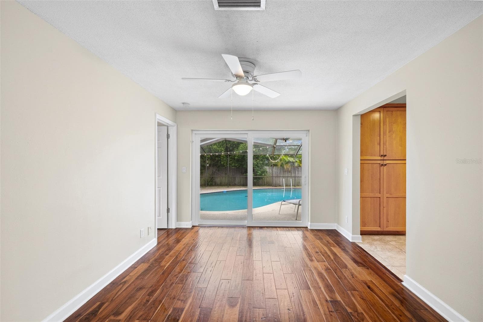 Single Family Residence at 1570 HIGH BLUFF DR, LARGO, photo 17 of 78