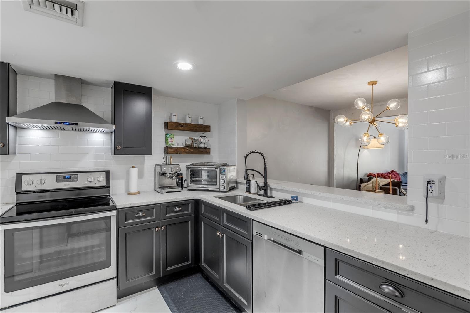 Condominium at 5472 PINE CREEK DR #2006B, ORLANDO, photo 4 of 25