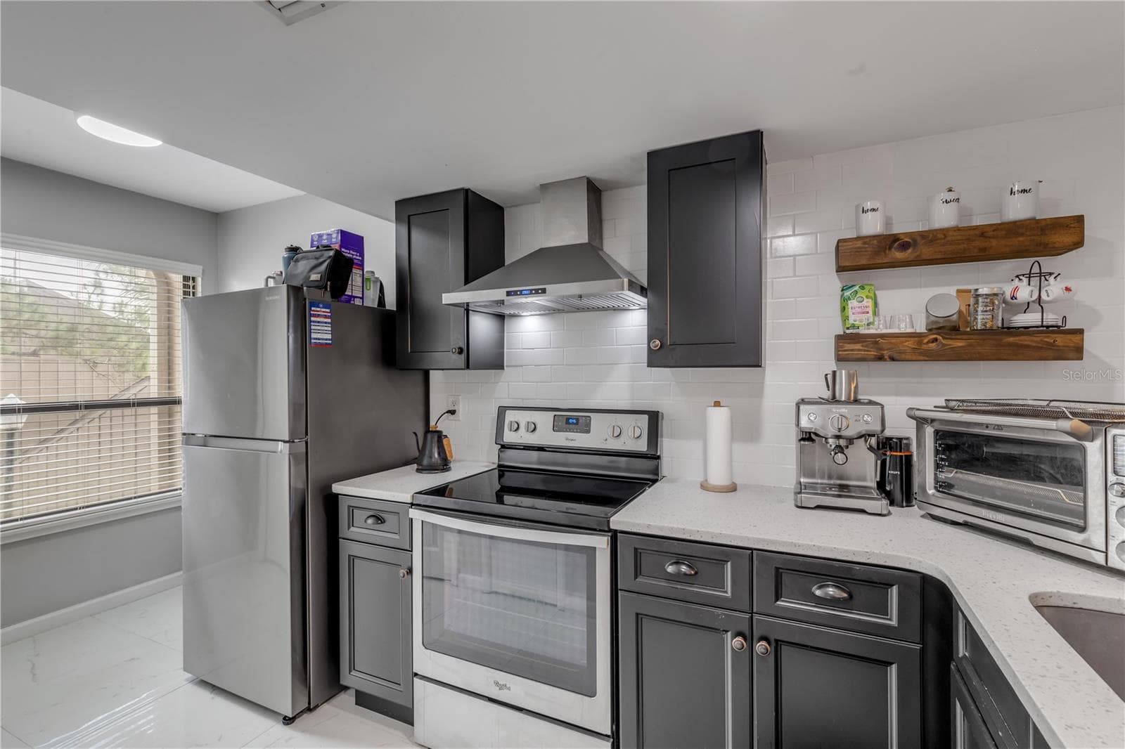 Condominium at 5472 PINE CREEK DR #2006B, ORLANDO, photo 6 of 25