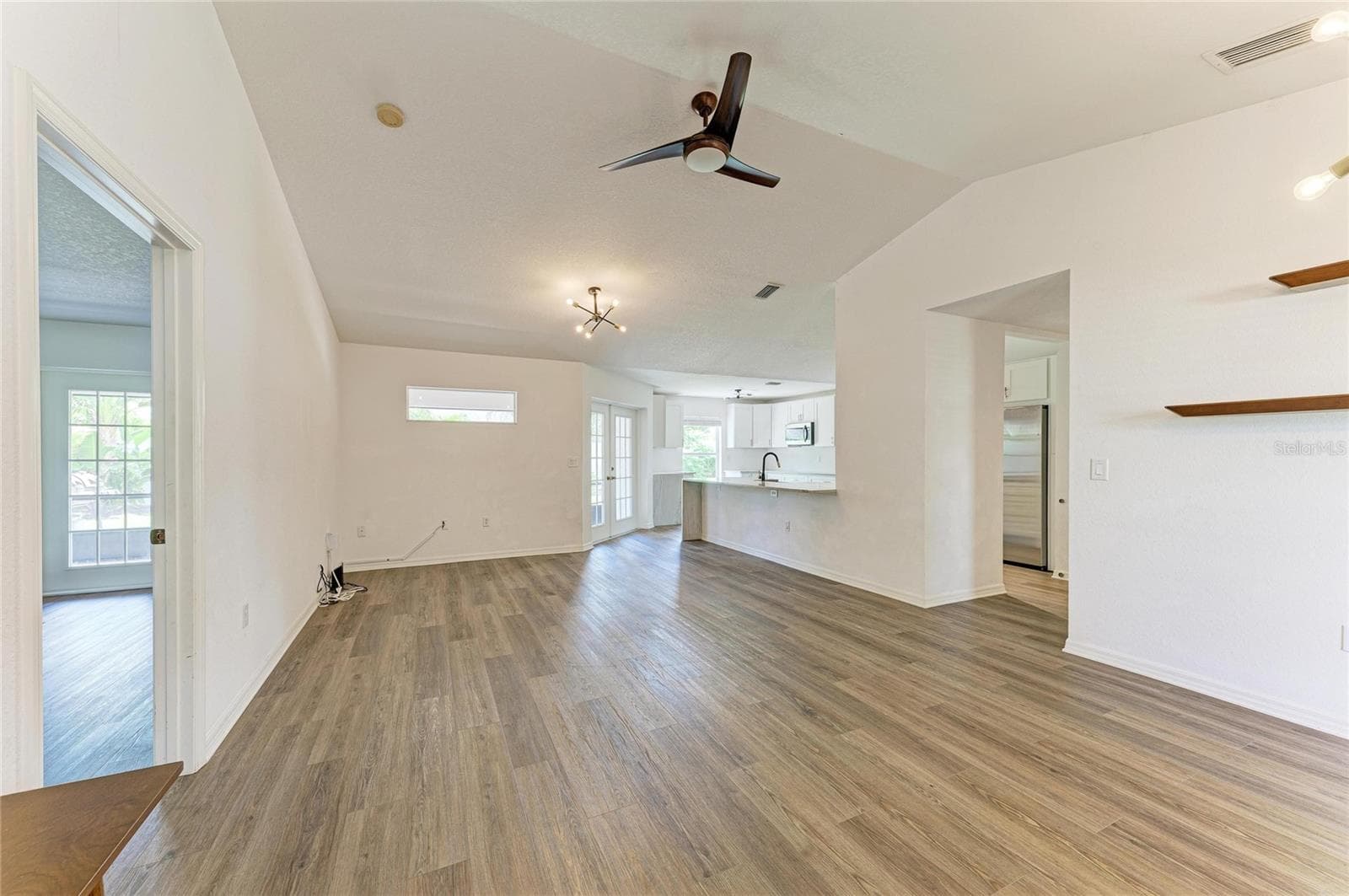 Single Family Residence at 4173 PARRY DR, SARASOTA, photo 11 of 51