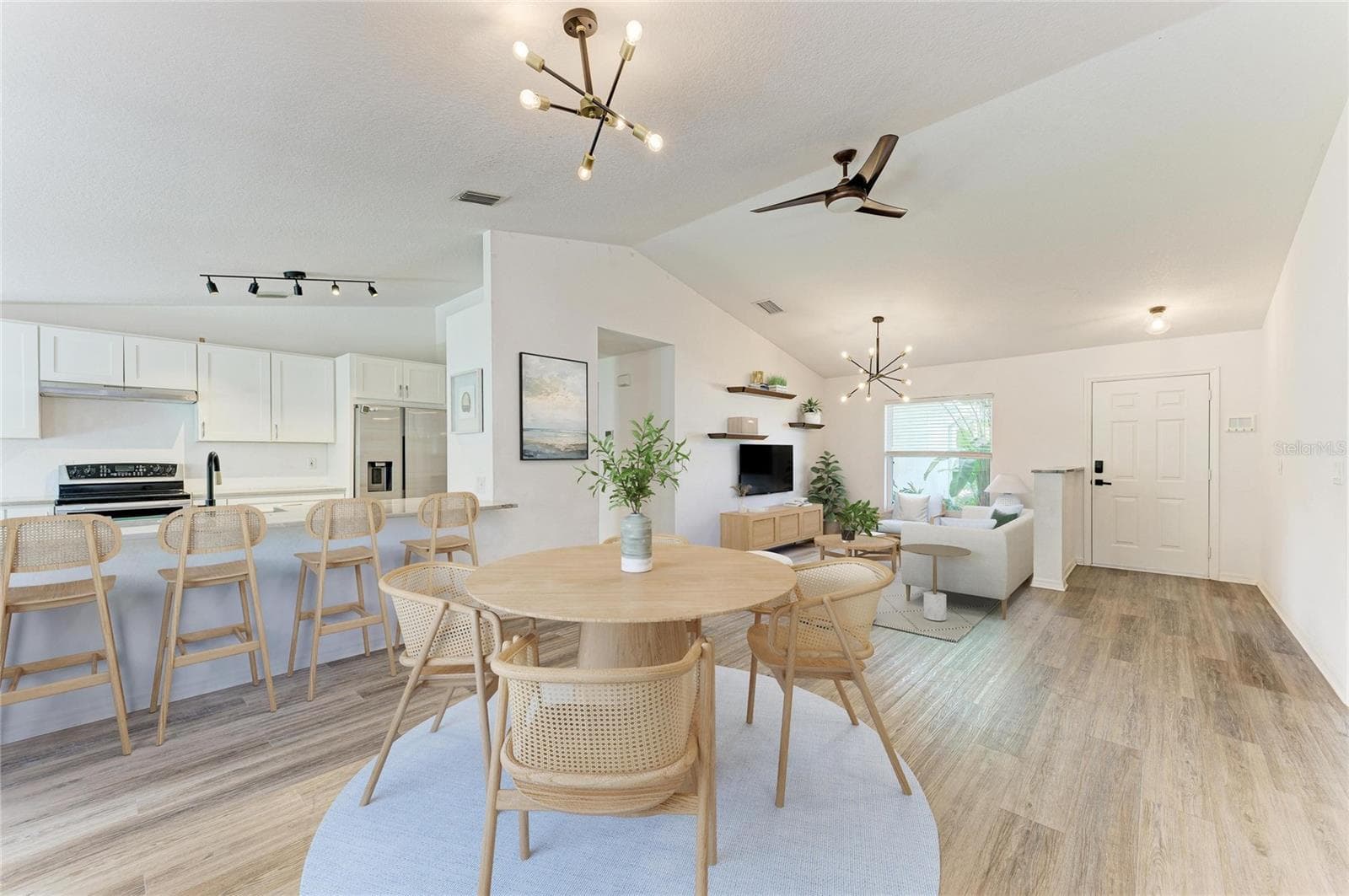 Virtual Staging - 4173 PARRY DR, SARASOTA